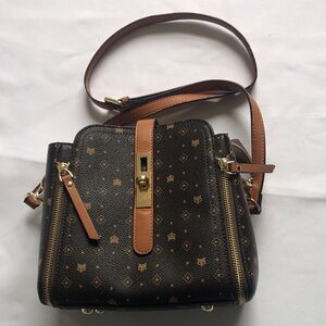 Foxer Stylish Crossbody Bag in Black and Tan
